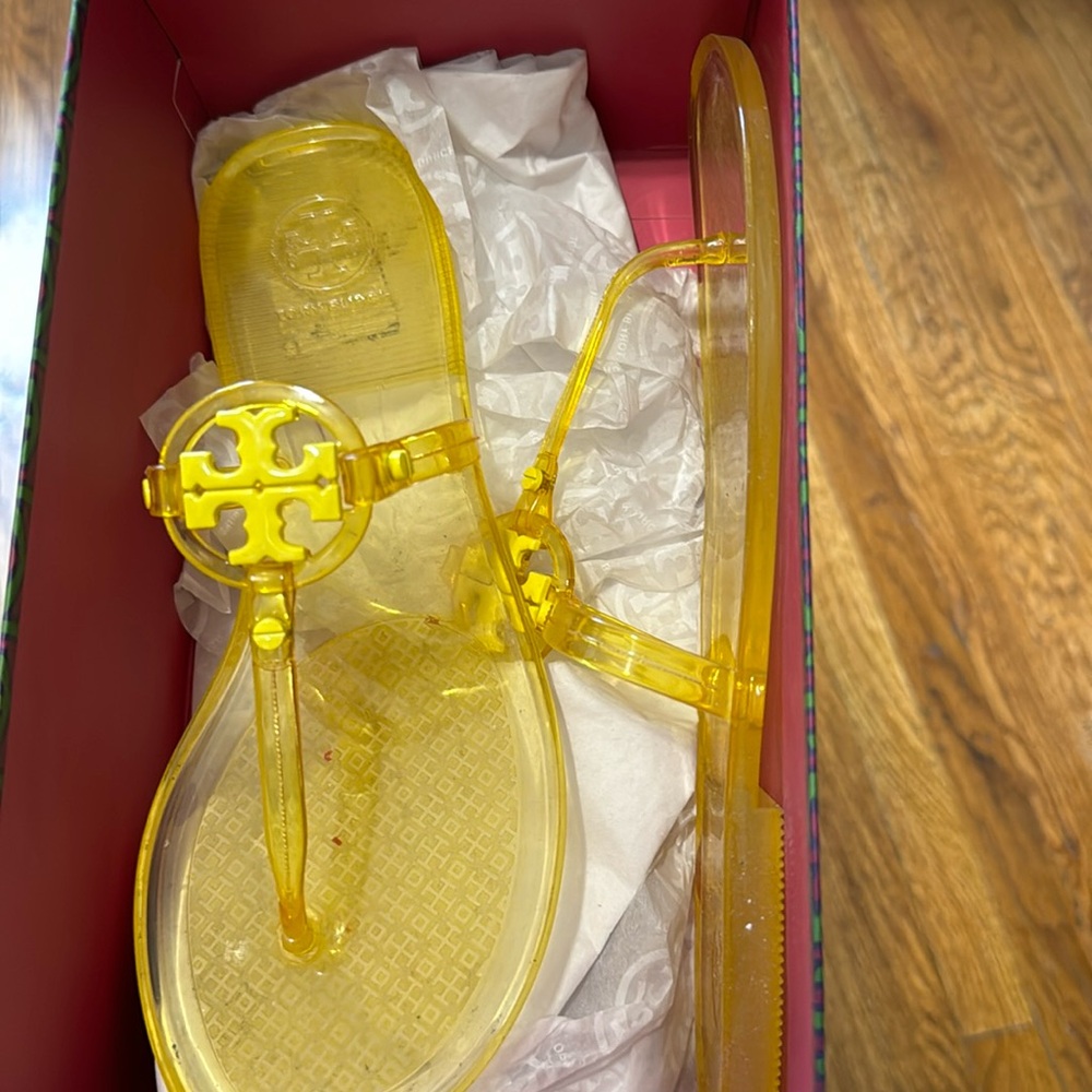 Wore 1 time Tory Burch gel slides size 7 in women